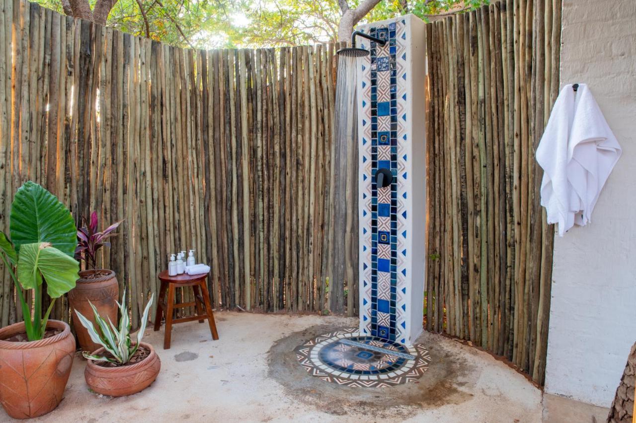 Shongwe Oasis Hotel Victoria Falls Kültér fotó