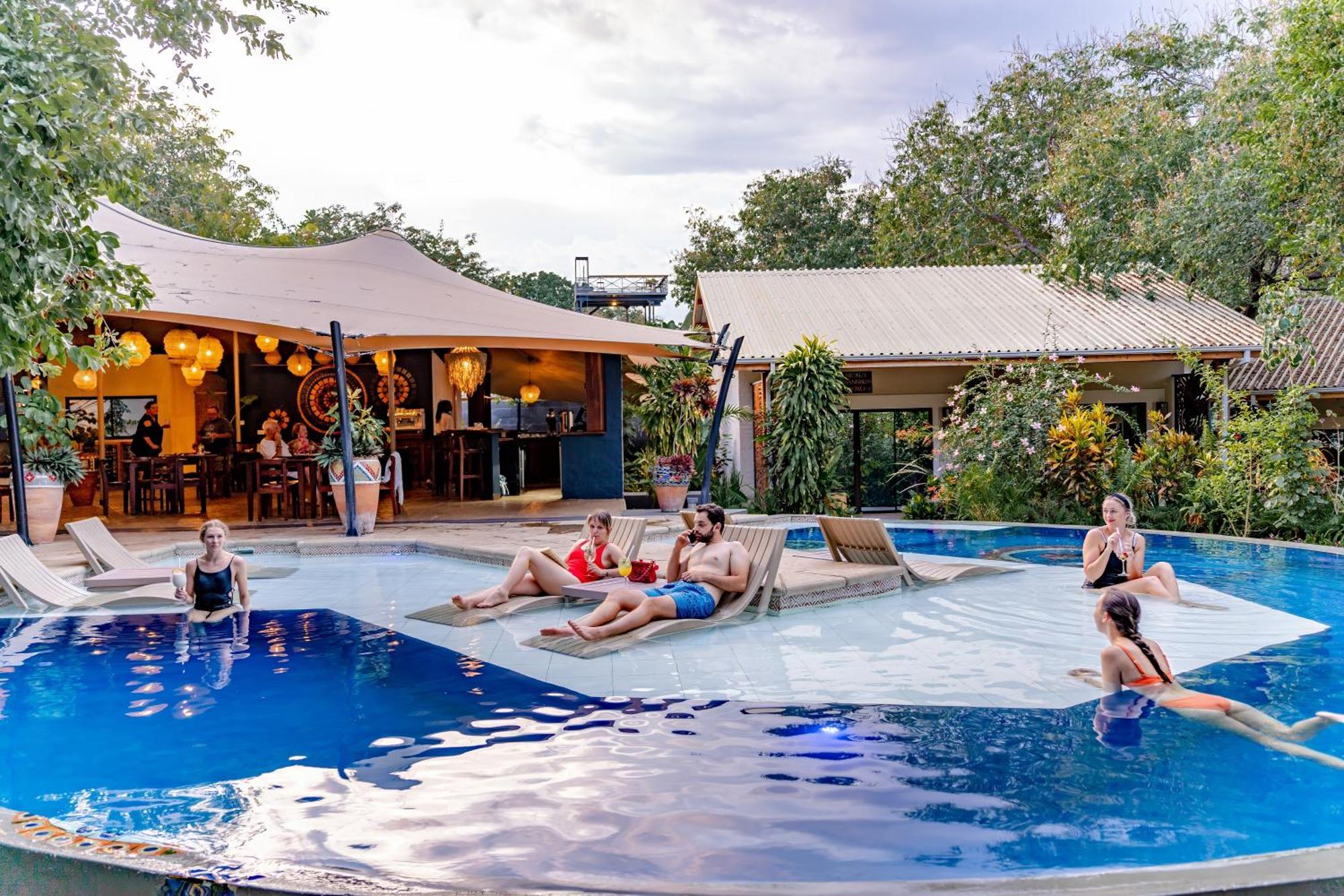 Shongwe Oasis Hotel Victoria Falls Kültér fotó